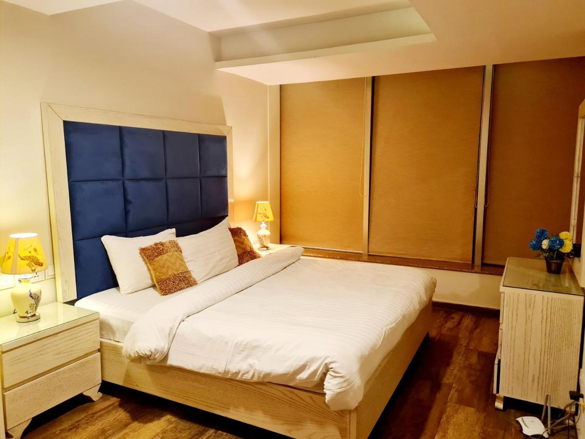 Royal Residencia Centaurus Apartment Islamabad Exterior foto