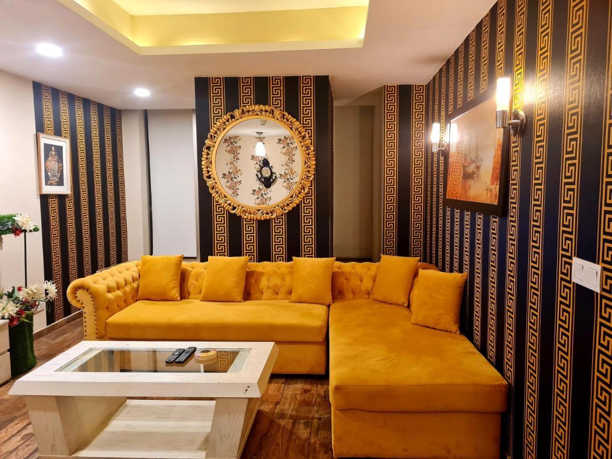 Royal Residencia Centaurus Apartment Islamabad Exterior foto