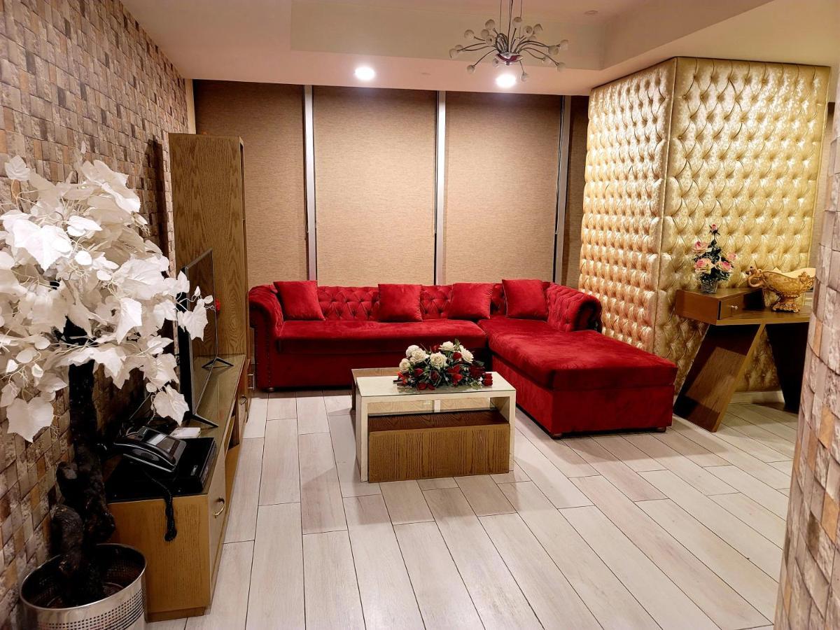 Royal Residencia Centaurus Apartment Islamabad Exterior foto