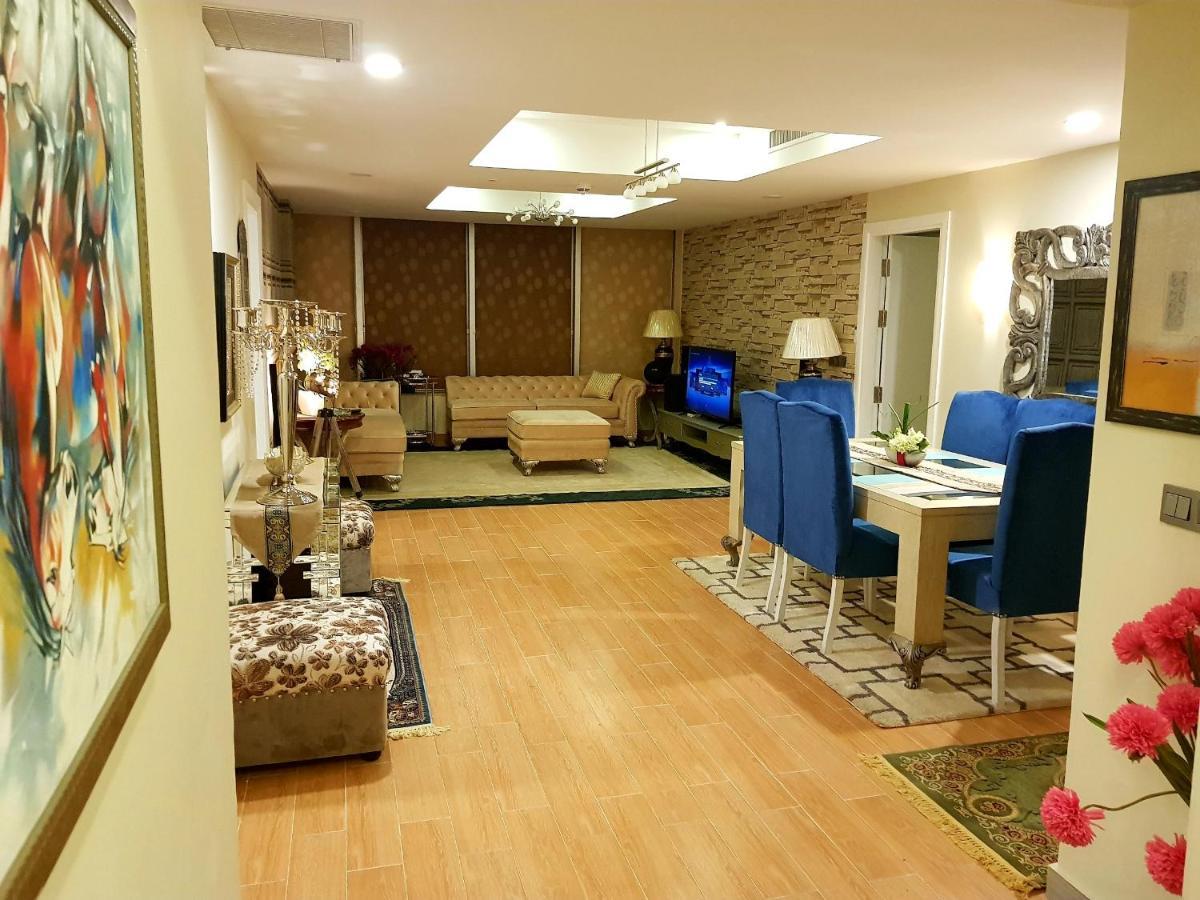 Royal Residencia Centaurus Apartment Islamabad Exterior foto