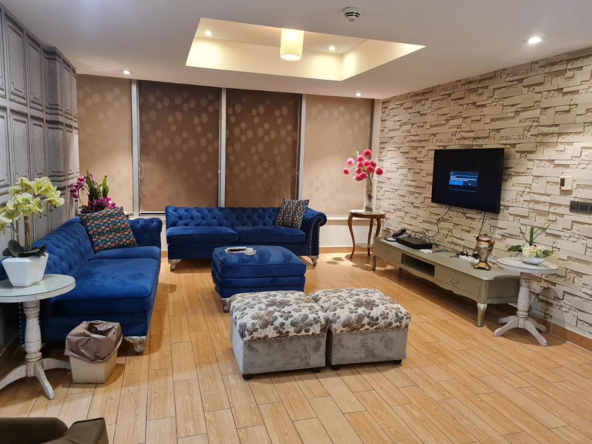 Royal Residencia Centaurus Apartment Islamabad Exterior foto