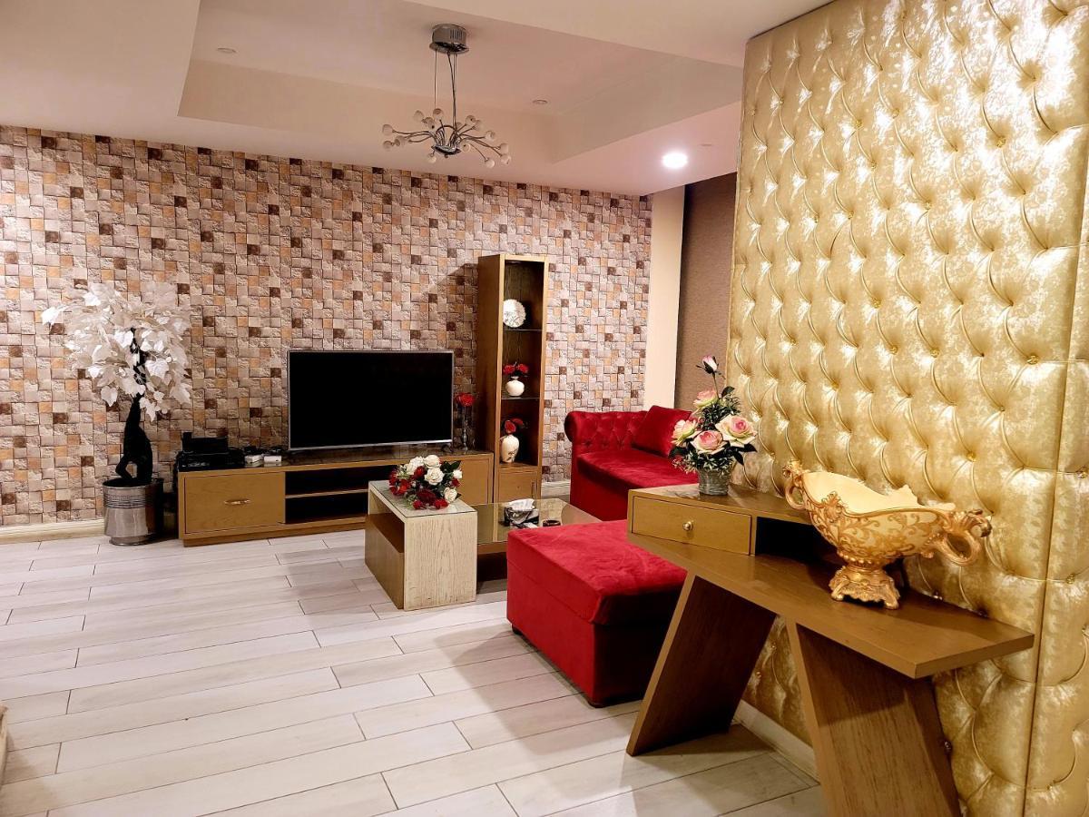 Royal Residencia Centaurus Apartment Islamabad Exterior foto